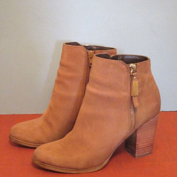 Aldo Naedia Suede Ankle Booties, Double Zipper Light Brown Suede - Picture 3 of 9